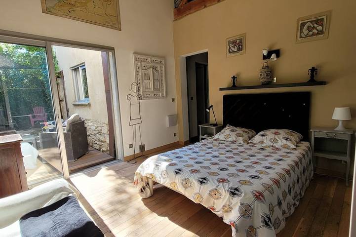 Location de vacances pour 4 personnes, avec terrasse et jardin à Velleron - 2