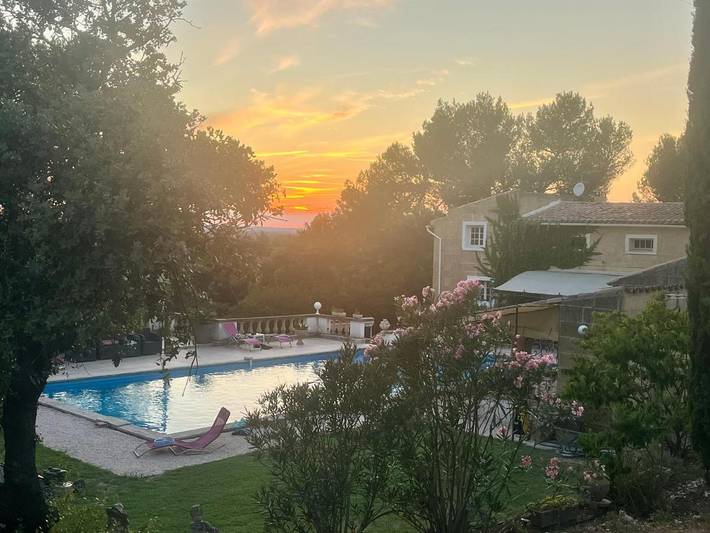 Appartement de vacances pour 2 personnes, avec jardin ainsi que piscine et vue, animaux acceptés