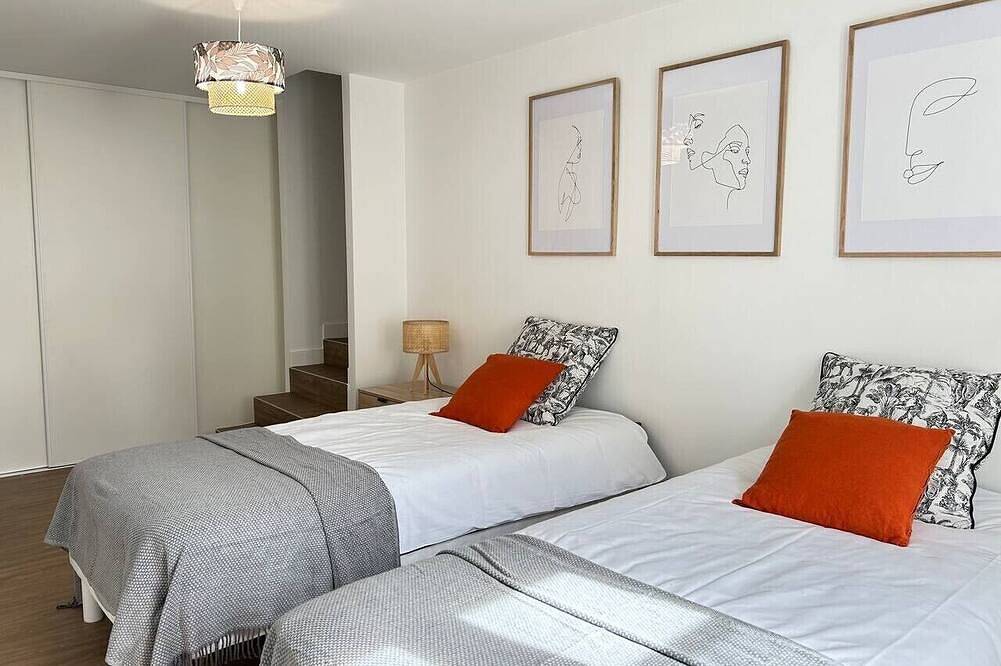 Apartamento entero, 2 bedroom apartment - Downtown Parthenay in Parthenay, Deux-Sèvres