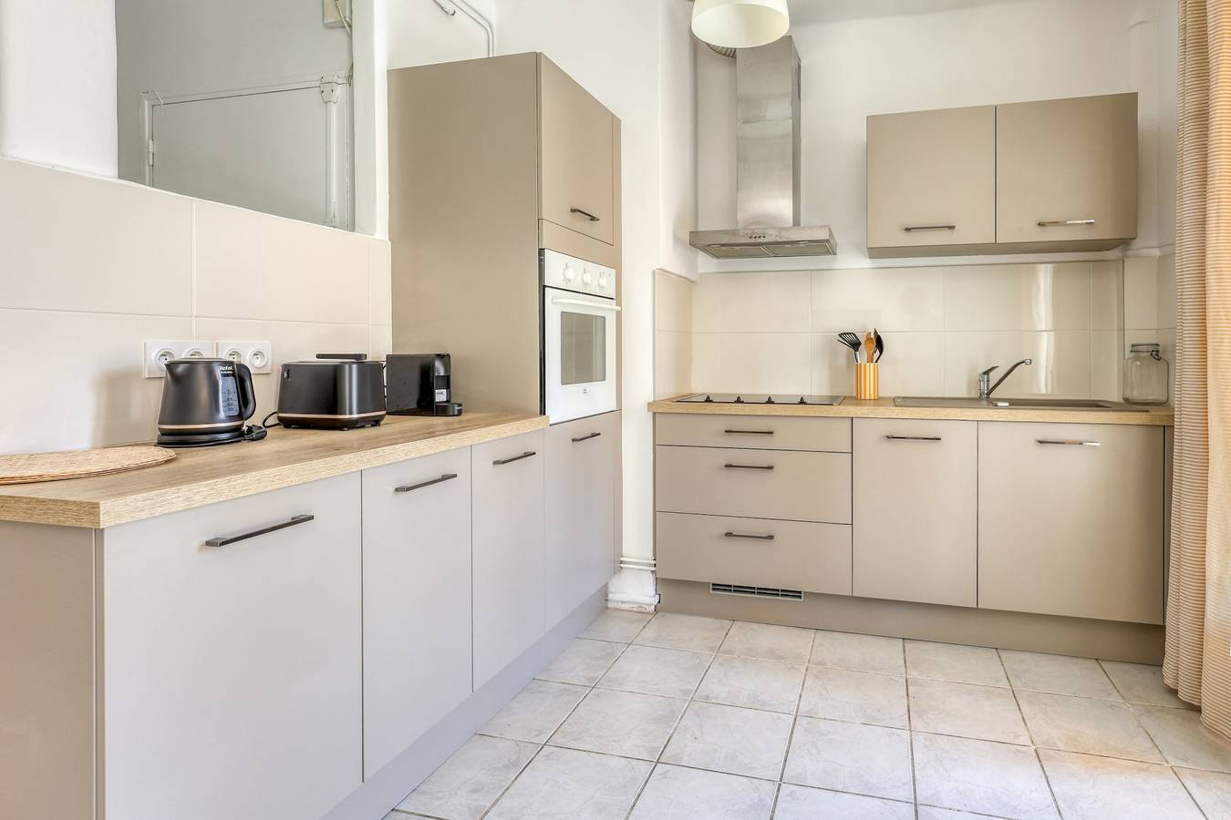 Appartement entier, Mourillon Soleil & Terrasse - Welkeys in Toulon, Côte méditerranéenne (France)
