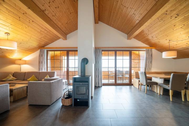 Bungalow for 8 people, with terrace and balcony/terrace as well as sauna in Brandnertal