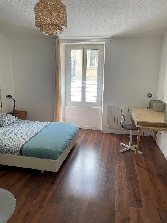 Location de vacances pour 6 personnes, avec terrasse dans Centre Culturel Valery Larbaud Vichy - 2