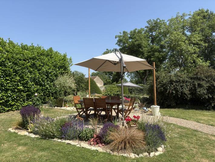 Location de vacances pour 2 personnes, avec jardin et piscine dans Saint-Amand-Montrond - 2