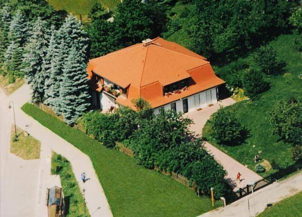 Ganze Ferienwohnung, Appartement in Bad Elster mit Grill, Garten und Terrasse in Bad Elster, Chemnitz und Umgebung