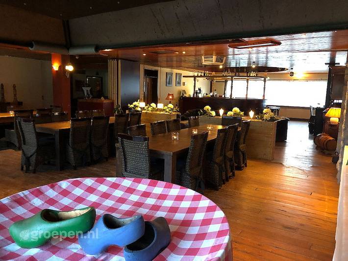 Ferienhaus für 55 Personen, mit Terrasse und Balkon/Terrasse in Ommen - 3