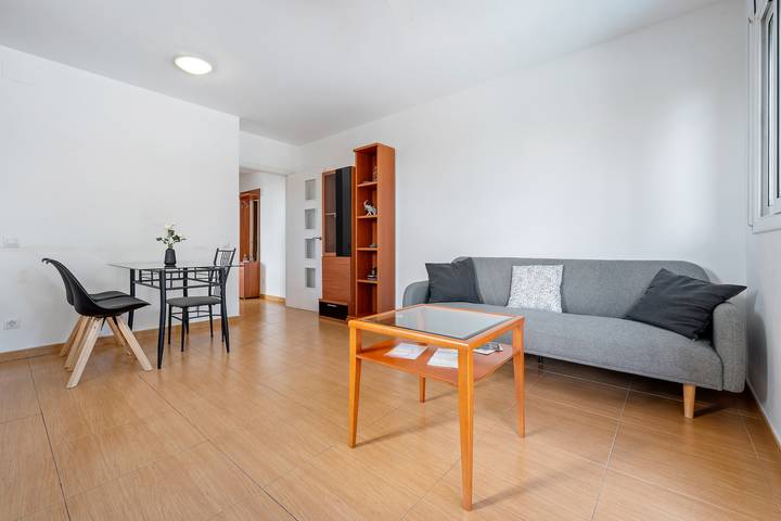 Ferienwohnung für 3 Personen, mit Garten und Balkon in Calafell - 4