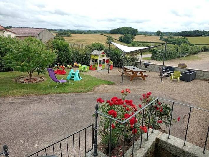 Location de vacances pour 6 personnes, avec jardin et vue dans Saint-Brancher - 3
