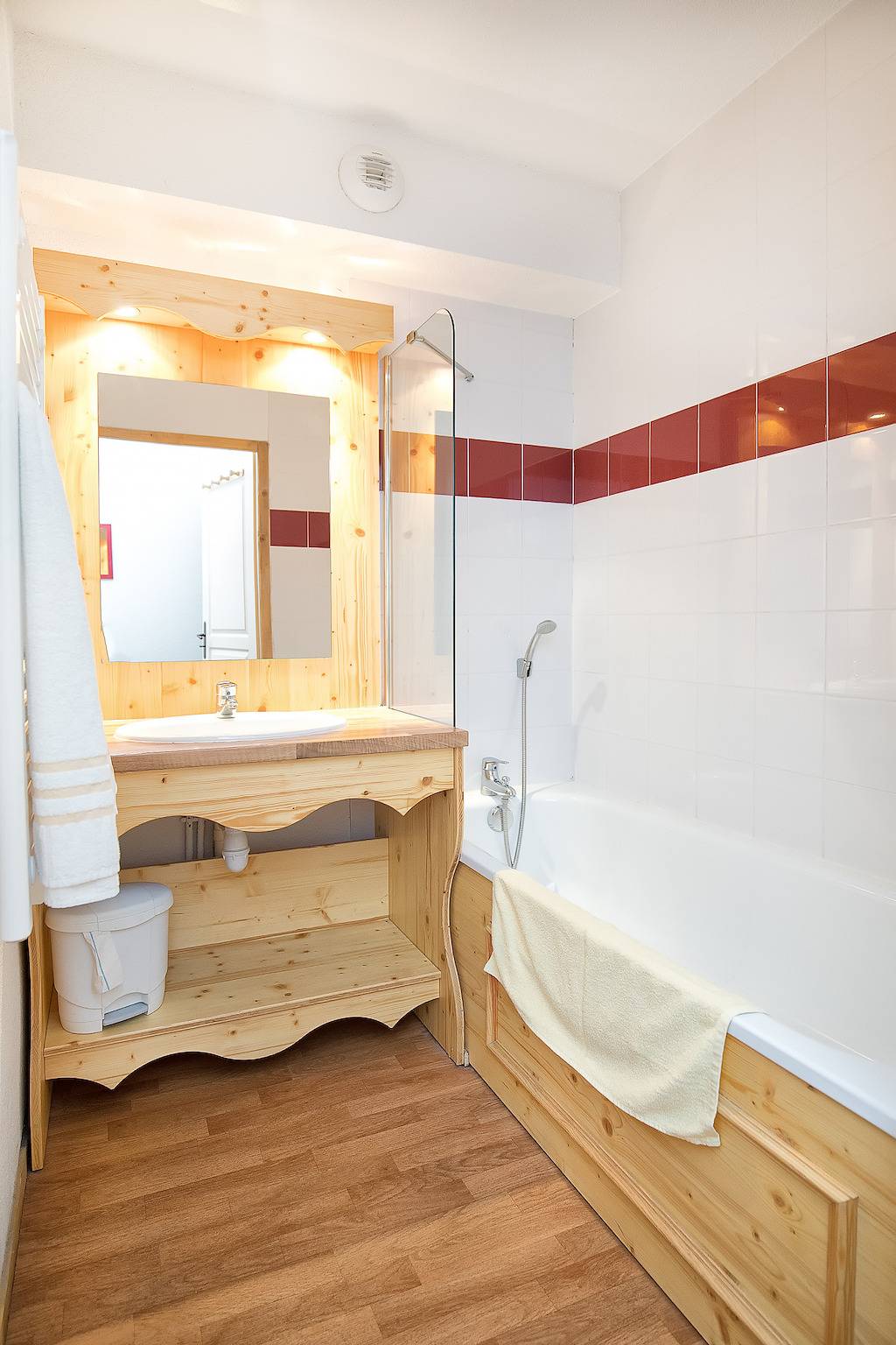 Appartement entier, Hameau 3 203 - Spa & Piscine appartement 4 pers in Orelle, Massif de la Vanoise