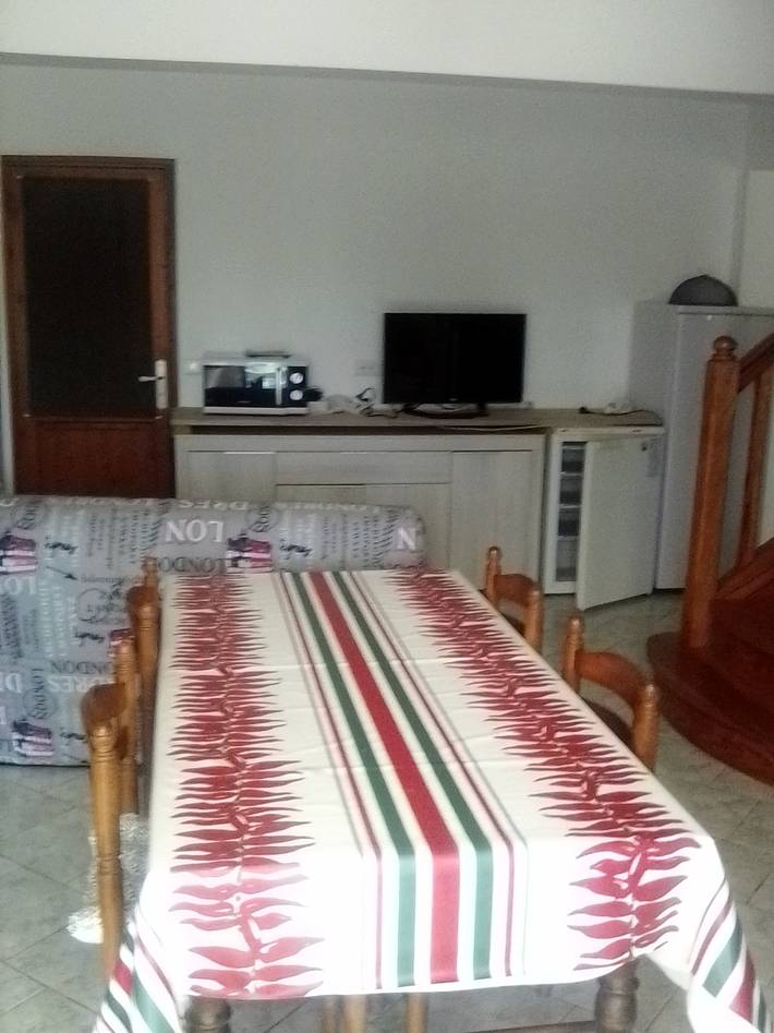 Gîte pour 6 personnes, avec vue et jardin, animaux acceptés à Mendionde