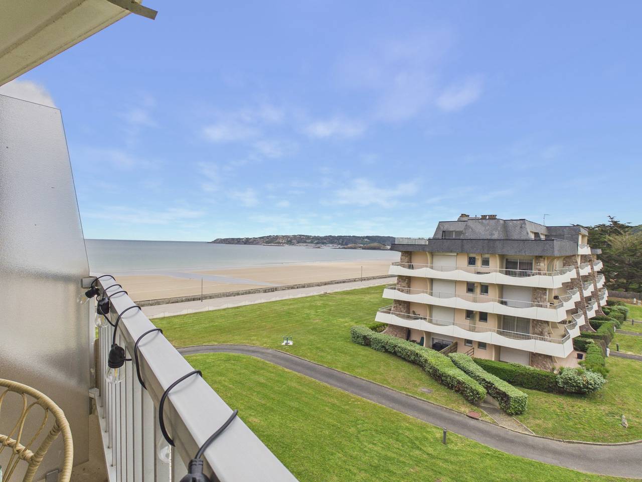 Studio entier, Vue mer, 2 pers, plage à 100 m in Caroual, Erquy