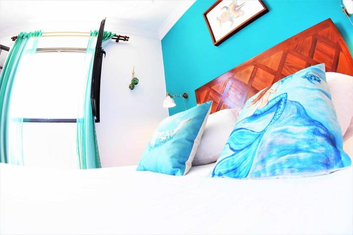 Location de vacances pour 8 personnes, avec vue et jardin, animaux acceptés à La Santa - 3