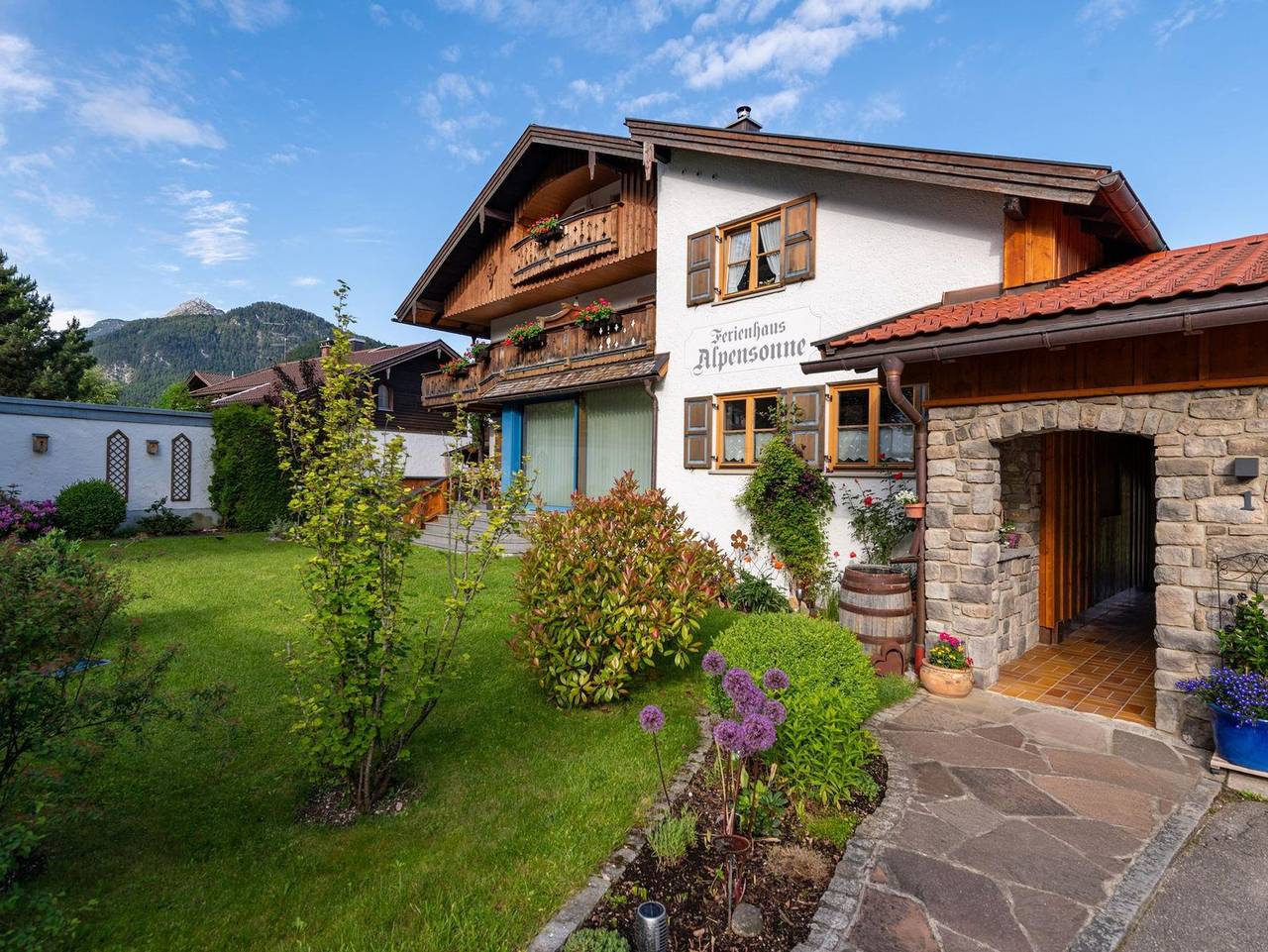 Ganze Ferienwohnung, Alpensonne, Ferienhaus in Mittenwald, Bayerische Alpen