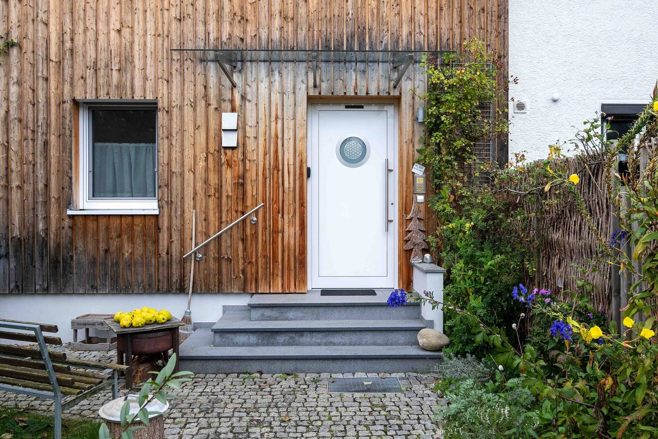 Ganze Wohnung, Ferienwohnung 'Gartenglück' mit eigener Terrasse in Bad Waldsee, Region Bodensee-Oberschwaben