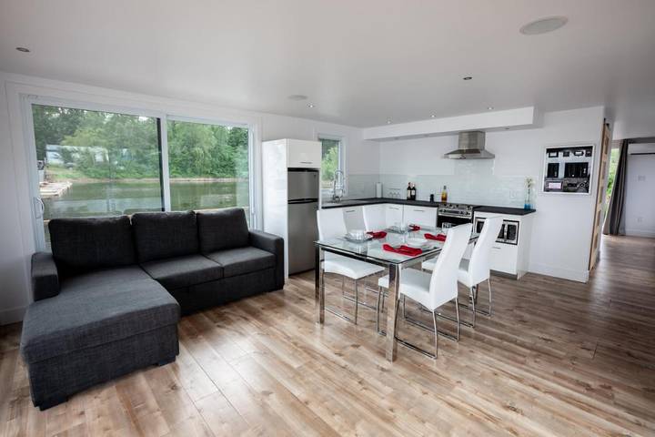 Bateau pour 4 personnes, avec vue et terrasse dans Trois-Rivières (Canada) - 2