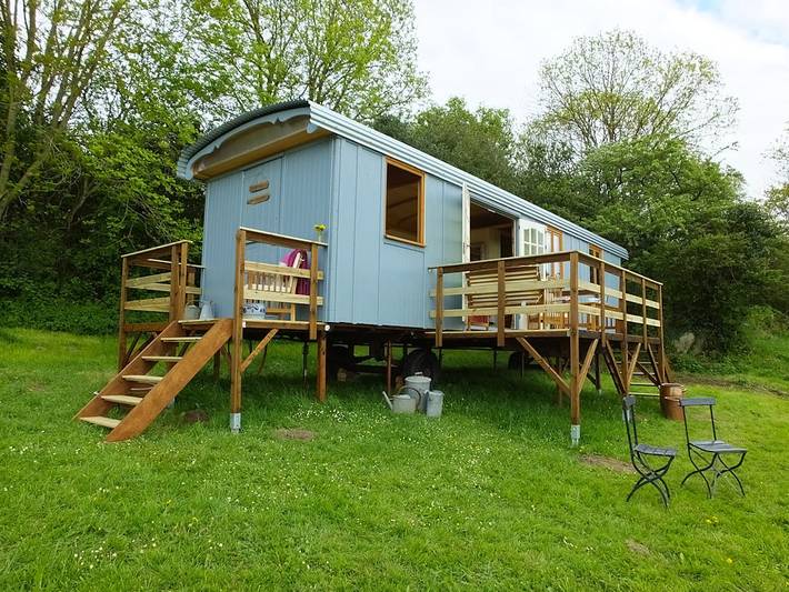 Gîte pour 5 personnes, avec Terrasse et Piscine