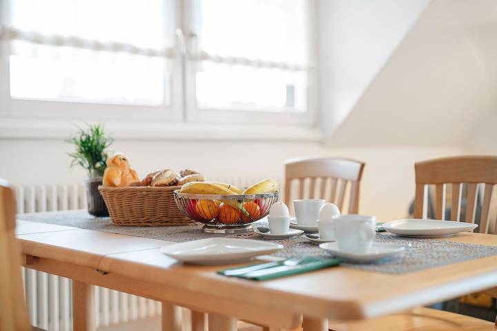 Hel lejlighed, Holiday Apartment 'Kirchblick' with Balcony and Wi-Fi in Biederbach, Central Black Forest