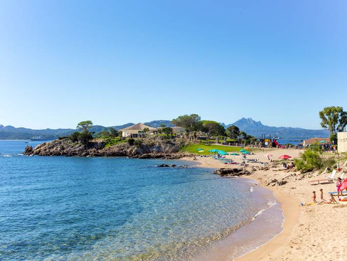 Location de vacances pour 4 personnes, avec terrasse ainsi que sauna et jardin à Arzachena - 4