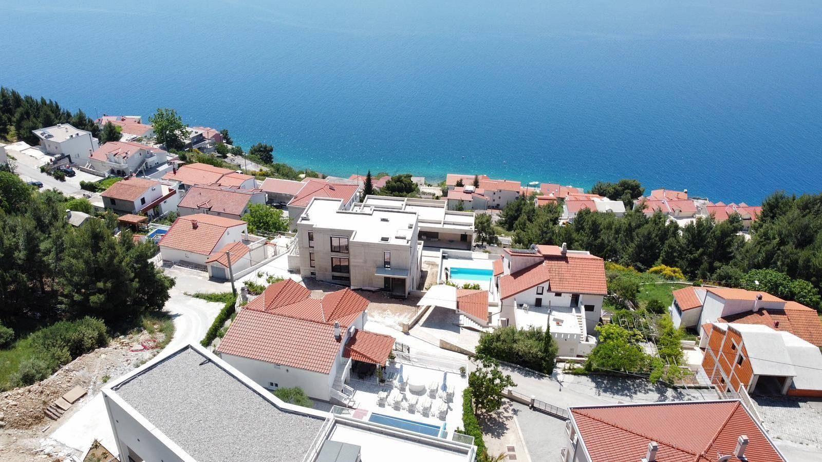 Villa Martina Matea big villa with heated pool in Stanici, Split-Dalmatia