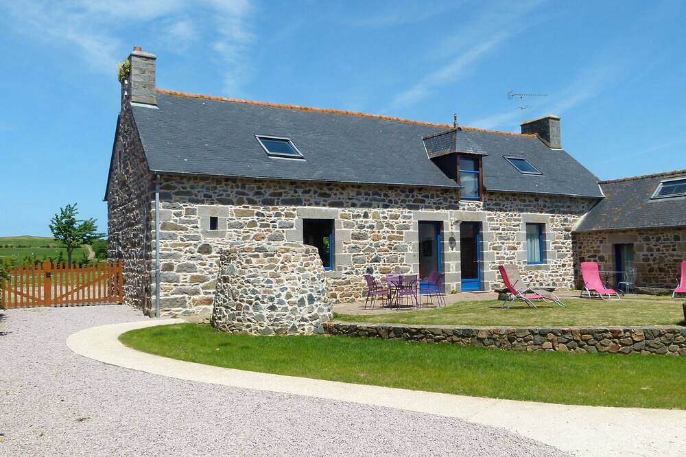 Cottage 12 oder 14 Sitze Gruppe (2 ch Rmcs in Bauernhaus aus Stein mit Garten) in Hillion, Côte de Goëlo