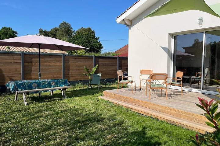 Holiday home for 4 people, with garden and terrace, with pets - 1