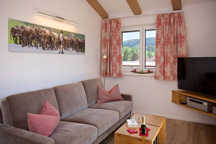 Ferienwohnung für 4 Personen, mit Balkon und Sauna sowie Ausblick, mit Haustier in Oberstaufen - 2