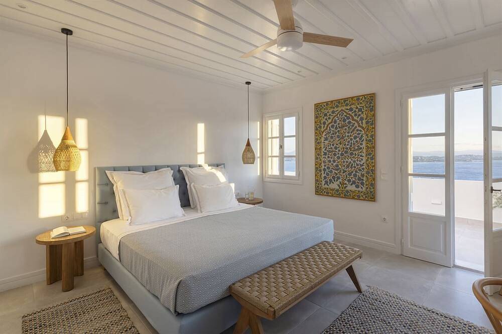 Catrine - Seven Bedroom Villa, Sleeps 15 in Spetses City, Spetses