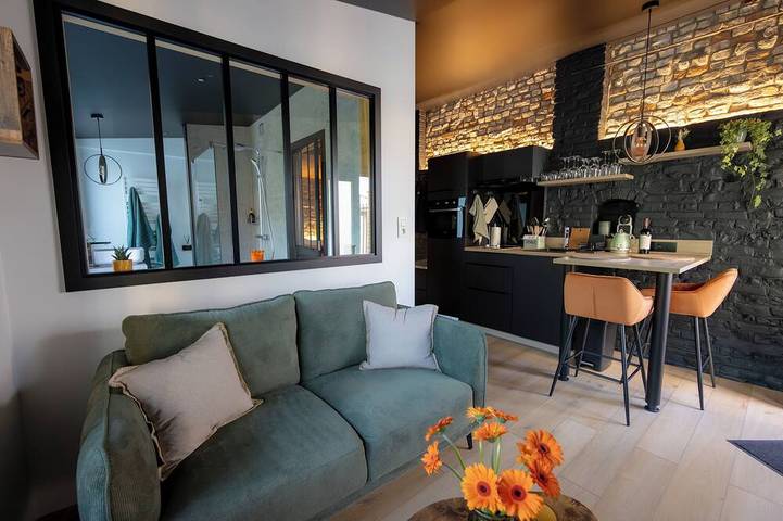 Gîte pour 2 personnes, avec Jacuzzi et Jardin à Sebourg