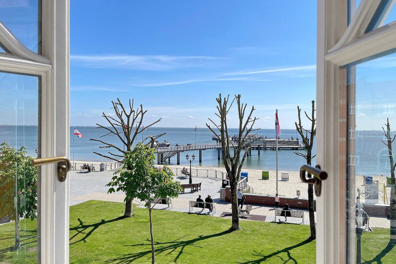 Haus an der Mittelbrücke, Sandwall in Wyk auf Föhr (Stadt), Wyk auf Föhr