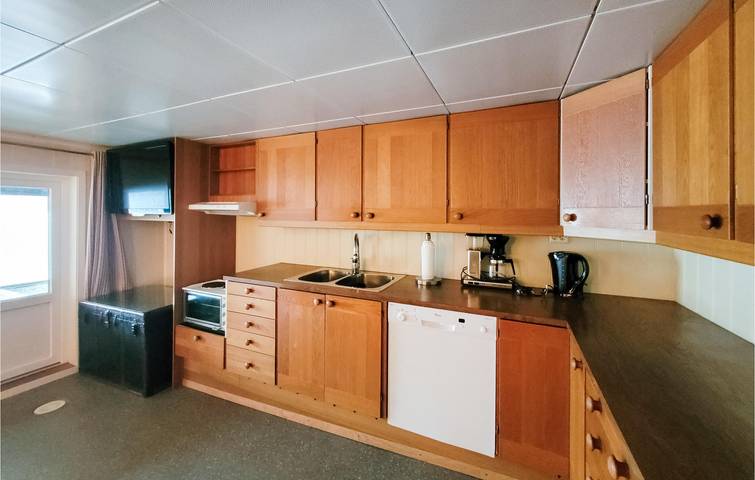 Ganze Ferienwohnung, Ferienwohnung für 3 Personen mit Terrasse in Vindafjord