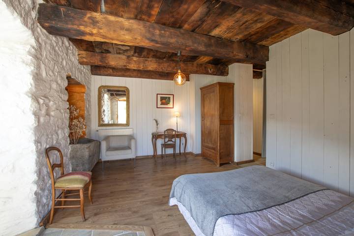 Chambre pour 2 personnes, avec bassin pour enfant et jardin en Ardèche - 4