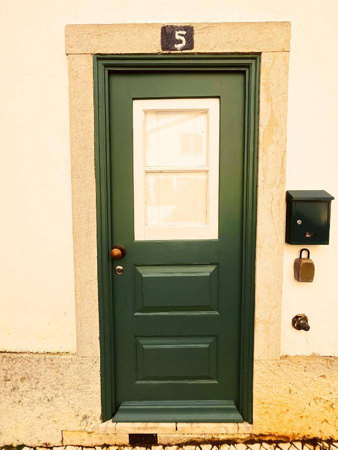 Entire holiday apartment, Twin Room with Shared Bathroom in Cascais e Estoril, Costa de Lisboa