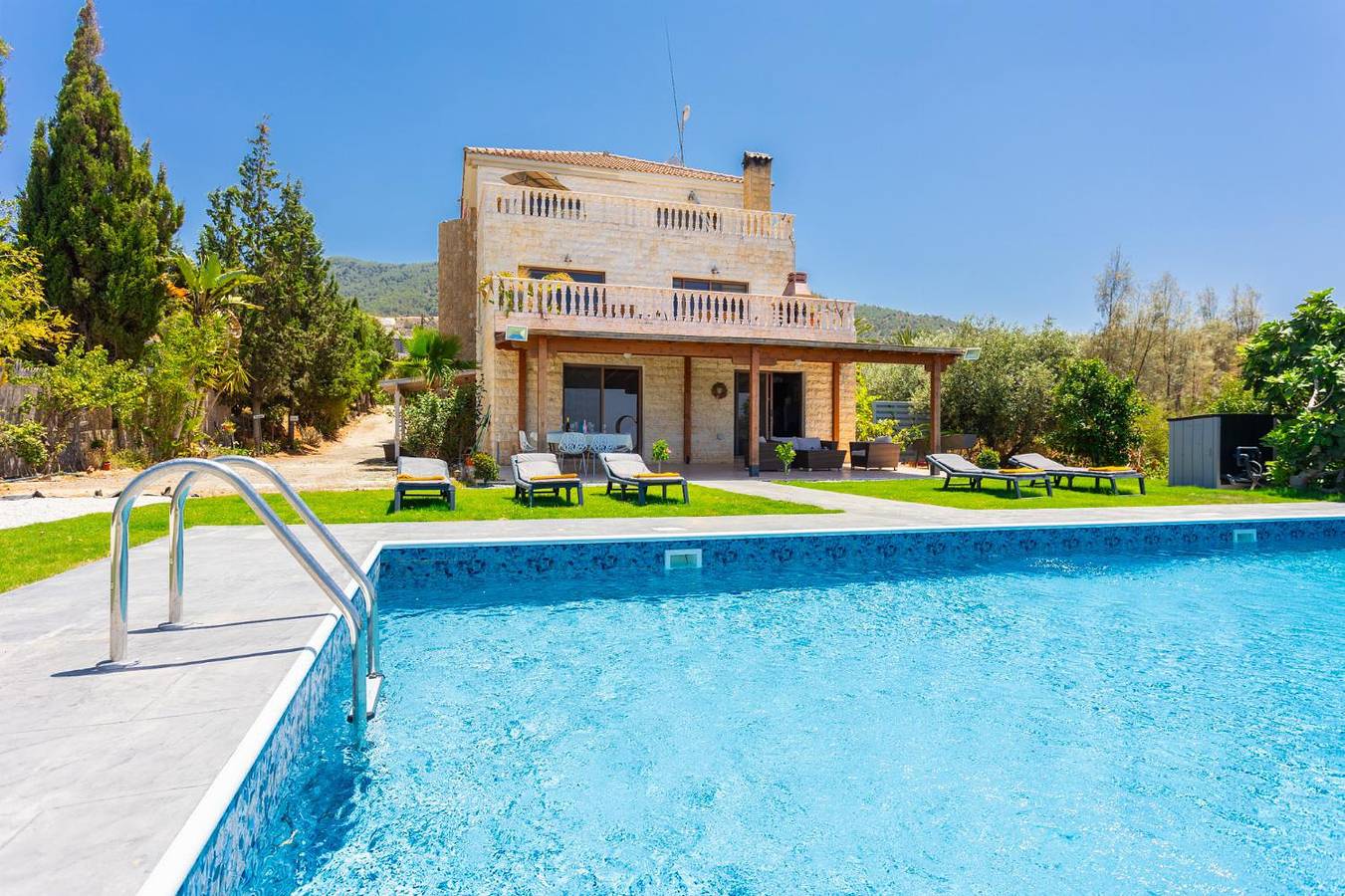 Villa für 16 Personen mit Garten in Südzypern