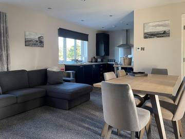Log Cabin for 6 People in Skipton, North Yorkshire, Photo 2