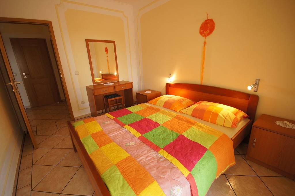 Apartamento inteiro, Ferienwohnung in Orebić mit Meerblick, Terrasse, Klimaanlage, W-Lan (829-1) in Orebic, Dubrovnik-Neretva