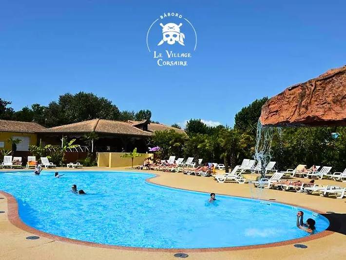 Mobil Home Aqua 3 Zimmer 4/6 Personen Halb überdachte Terrasse in Châtelaillon-Plage, La Rochelle und Umgebung