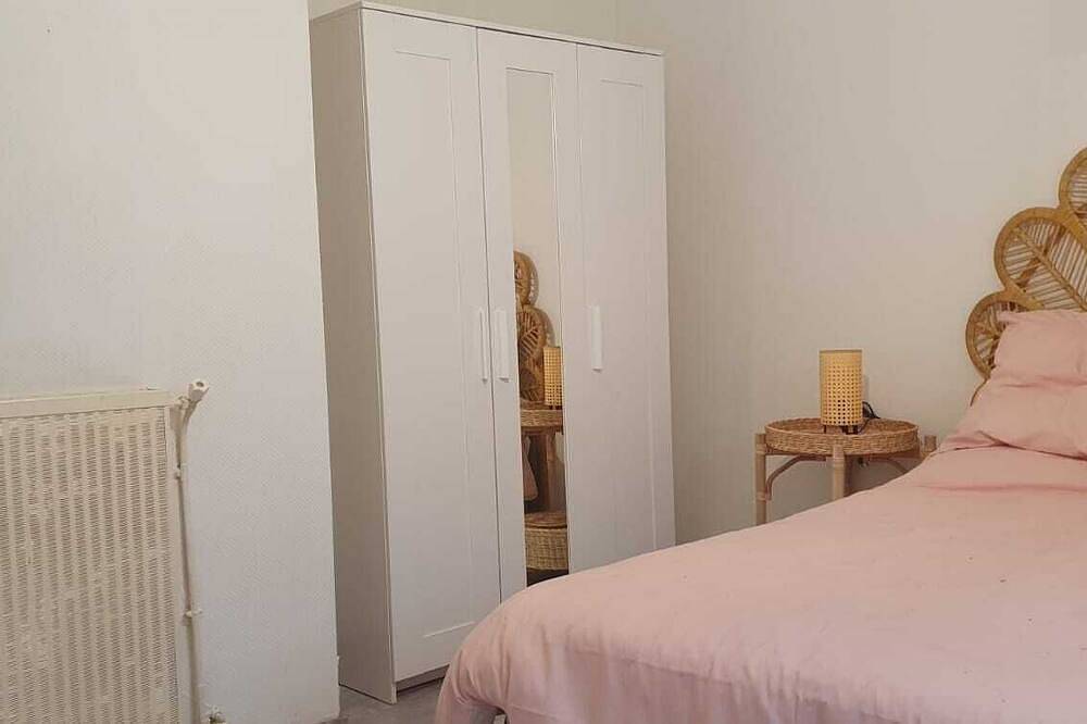 Apartamento entero, Apartment La Garance, accessible by them with moving difficulties. in Morlaix, Ceinture Dorée