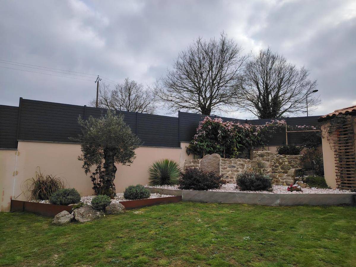 Double Room with Garden View in La Verrie, Vallée de la Loire