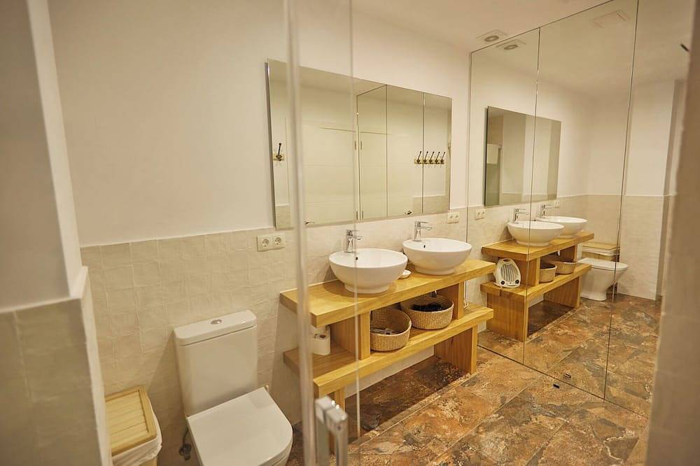 Entire apartment, Vicedo Coastal Paradise in O Vicedo, Galician Coast