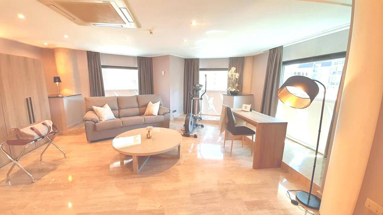 Hotel Nueva Plaza in Camargo, Costa de Cantabria