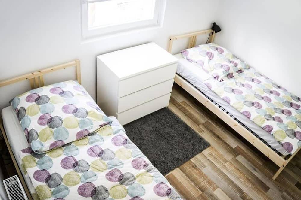 Ferienhaus für bis zu 6 Personen mit großem Garten und Spielplatz in Seligenstadt, Landkreis Offenbach