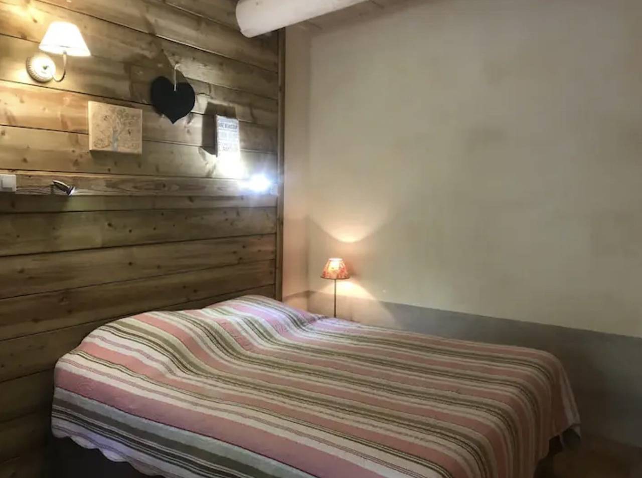 Studio entier, Studio indépendant en Drôme provençale in Puygiron, Région de nyons