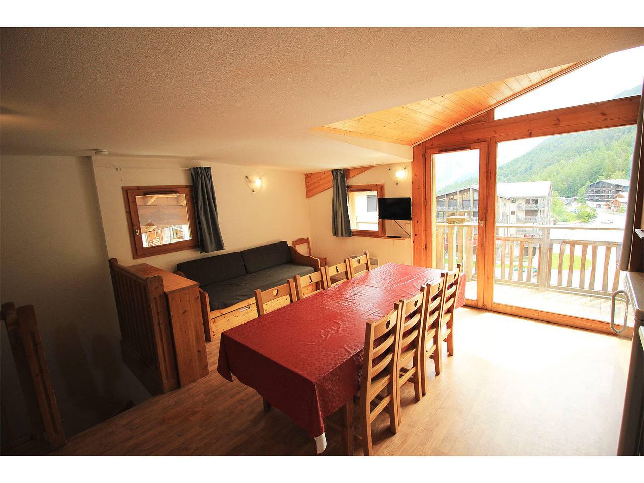 Appartement de vacances entier, Appartement spacieux avec une jolie vue sur le Parc National de la Vanoise in La Norma, Villarodin-Bourget
