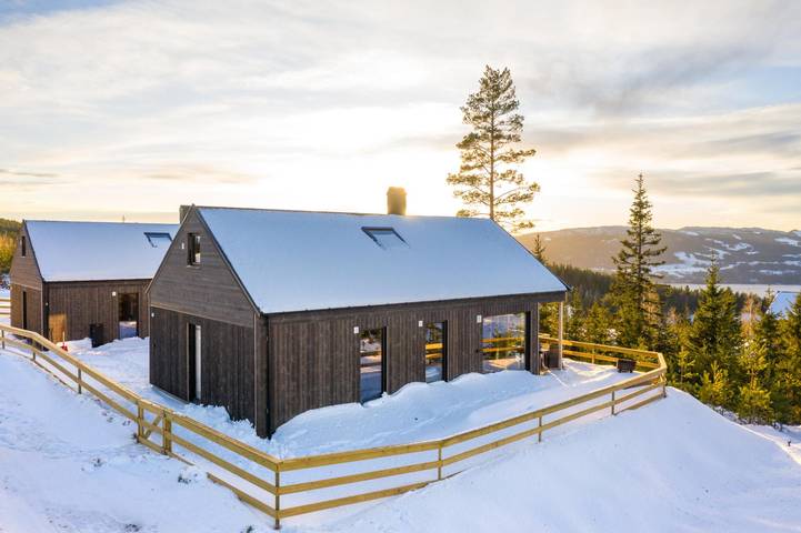 Feriehus for 8 personer, med innsjøutsikt og terrasse - 1