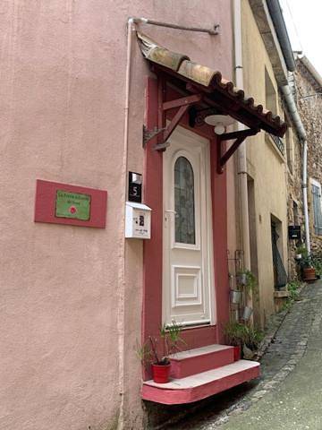 Location de vacances pour 4 personnes, avec balcon, animaux acceptés à Le Poujol-sur-Orb