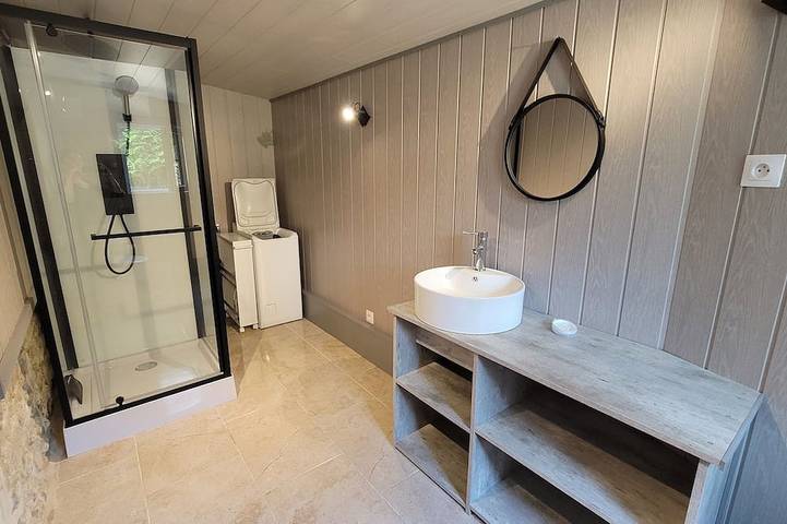 Location de vacances pour 4 personnes, avec terrasse et jardin à Brévands - 3