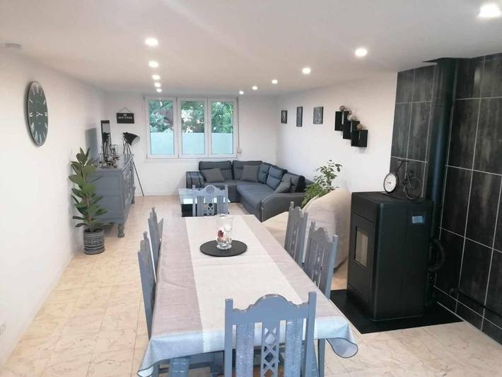 Gîte pour 7 personnes, avec Balcon et Terrasse dans Waben - 2