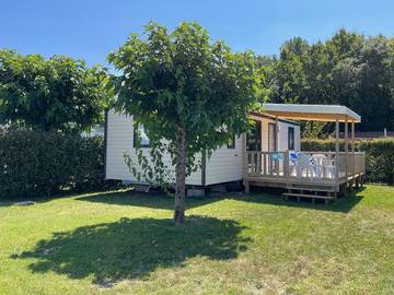 Camping pour 4 Personnes dans Dolus-d'Oléron, Charente-Maritime, Photo 2