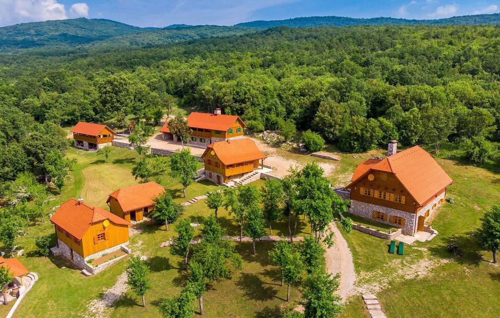 Eko Selo Krš by Villas Guide in Condado de Lika-Senj