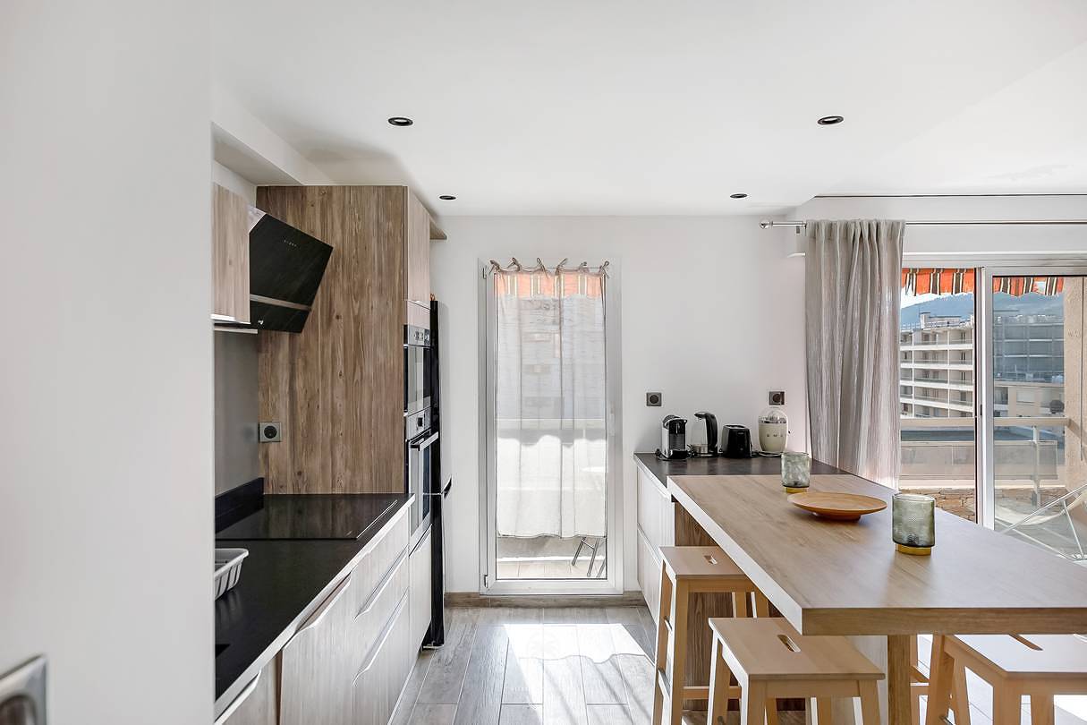 Apartamento vacacional entero, Apartamento de vacaciones para 4 personas con balcón/terraza in Hyeres, Parque nacional Port-Cros