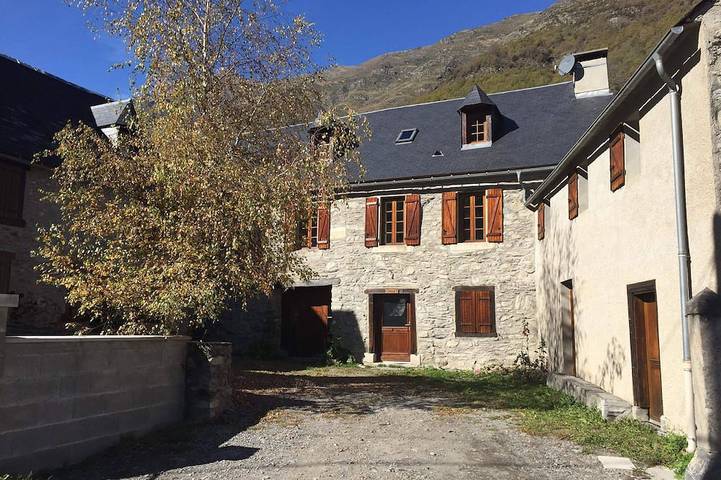 Gîte pour 10 personnes à Cadeilhan-Trachère